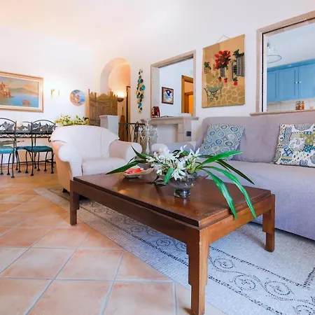 Costa Major * مايوري